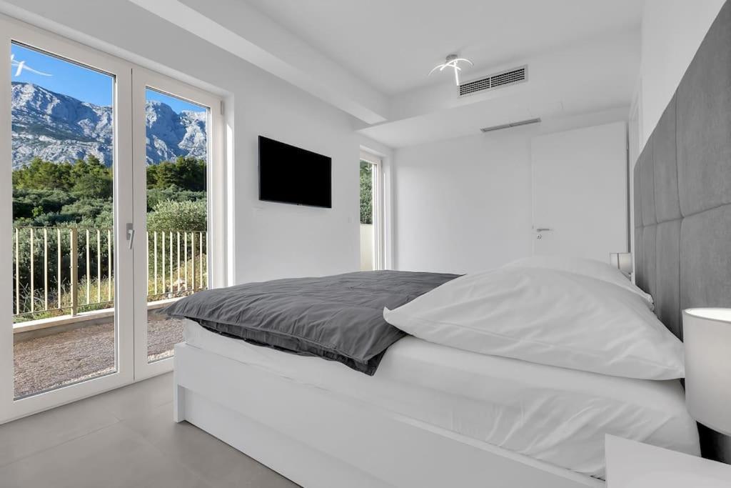 Apartman Delux With Private Pool - Makarska Exklusiv Tučepi エクステリア 写真